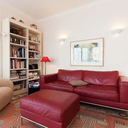Apartment 2-br In Center Cannes