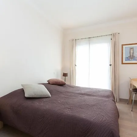Apartment 2-br In Center Cannes